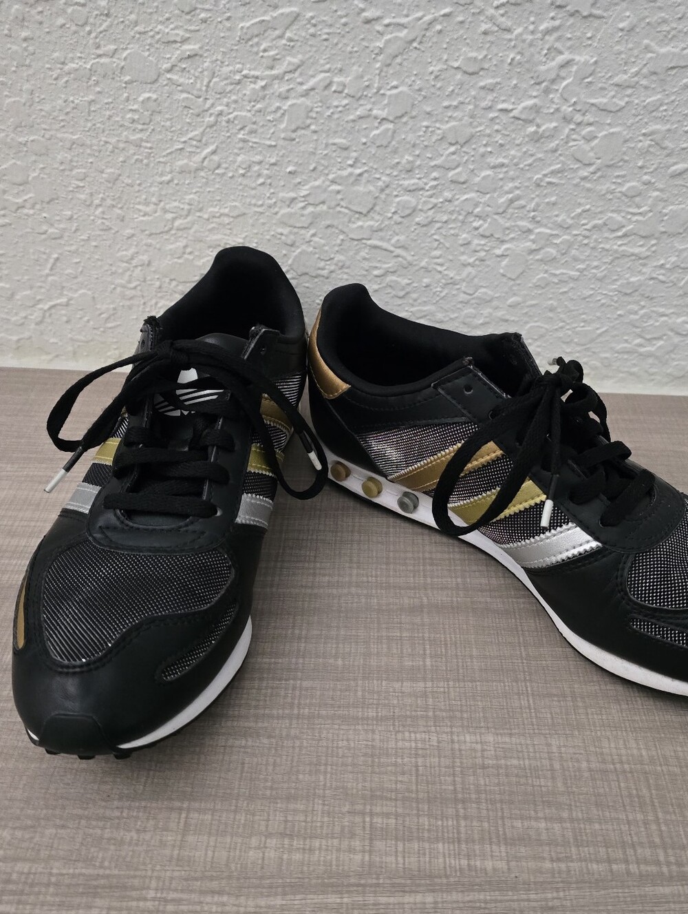 adidas Originals | LA Trainer Sleek Series Black Metallic Sneakers (Size 6)